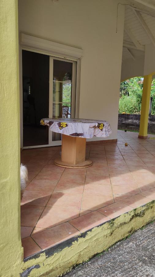 Fleurs Des Iles 971 Appartement Goyave Buitenkant foto